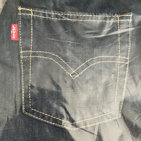 Levi’s boy’s straight fit jeans - Picture 3 of 3